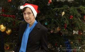 Njemačka ambasadorica Uebber otvorila Božićni bazar u Sarajevu  