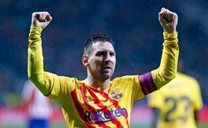 Velemajstor ponovo najbolji: Lionel Messi šesti put osvojio Zlatnu loptu!