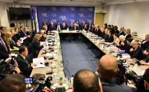 Komunike PIC-a: Pohvale za vlast u Kantonu Sarajevu, kritike Skupštini RS-a 