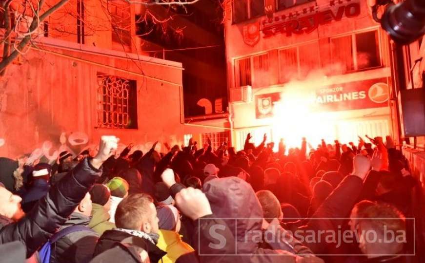 Zvijezda FK Sarajevo otkrio zašto je podržao navijače na protestima
