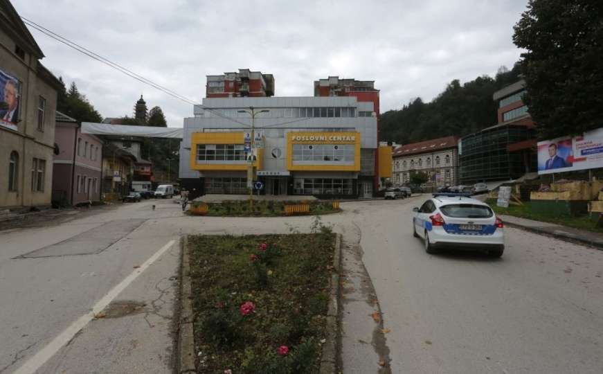 Skandalozno: Pavlović ponovo zatražio da se u Srebrenici postavi spomenik Handkeu