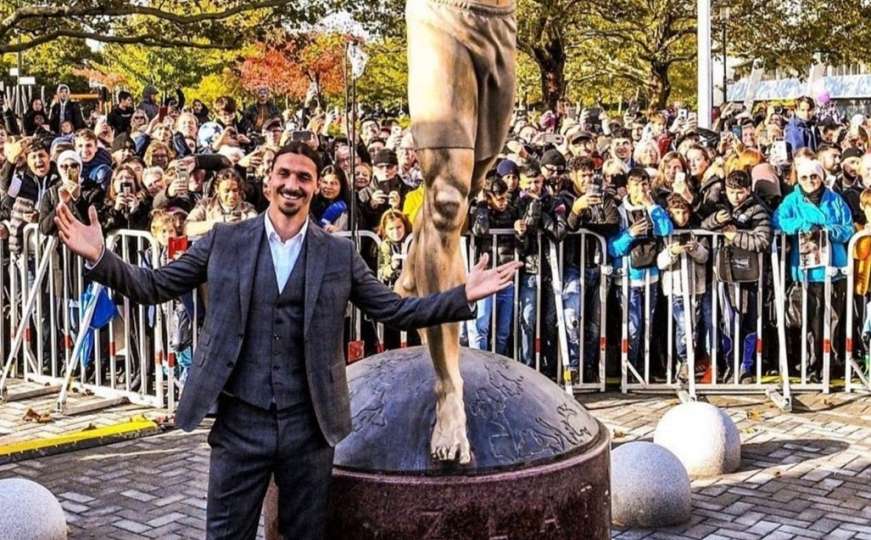 Vandali pokušali odrezati stopalo na statui Zlatana Ibrahimovića