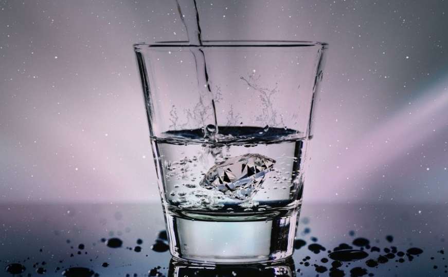 Koliko djeca dnevno trebaju piti vode: Ova količina je optimalna za njih 