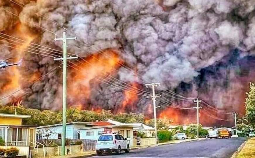Požari haraju Australijom: Plamen vatre do 70 metara, izgorjele 744 kuće