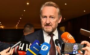 Izetbegović: Imat ćemo 19 ruku za smjenu Vlade KS, Nenadić ima našu podršku 