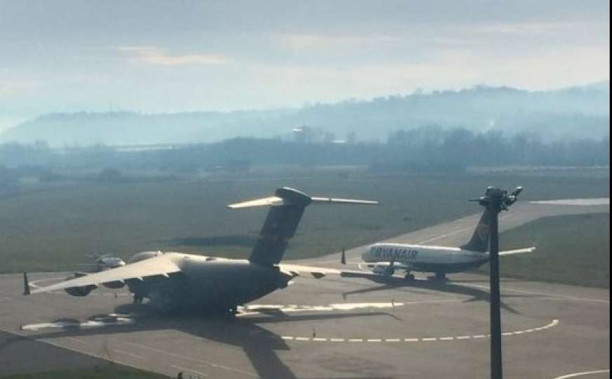 Vojni avion na aerodromu u Banjoj Luci: Iz Aerodroma RS-a nemaju ovlasti da govore