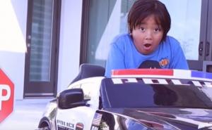 Dječak Ryan Kaji je najplaćeniji YouTuber, ali njegovi roditelji imaju problem