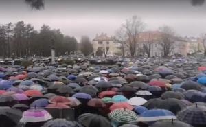 Skup vjernika SPC u Crnoj Gori: S graničnog prijelaza vraćeni autobusi iz BiH