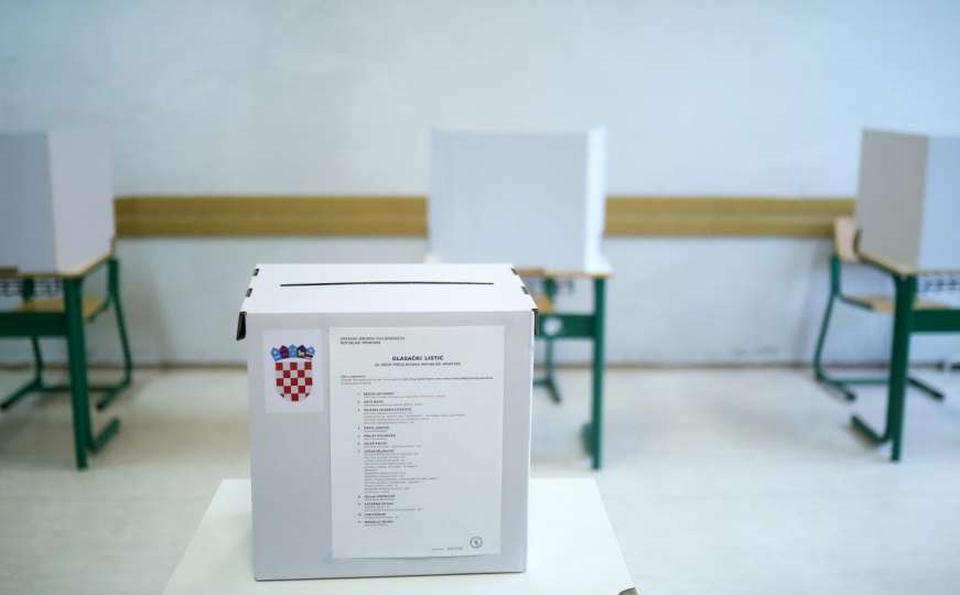 Gong: Dobili smo dojave o organiziranom prijevozu birača autobusima u BiH