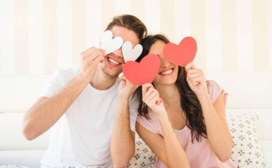 Za sretnu vezu: Pet stvari koje bi trebali raditi s partnerom svakog jutra