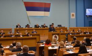 Šamari, uvrede i bacanja zastava: Pročitajte zaključke dramatične sjednice NSRS-a