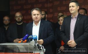SDP traži ostavku Dragana Lukača zbog "kabadahijskog ponašanja"