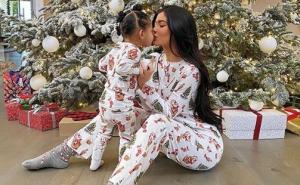 Mnogi bjesne na Kylie Jenner zbog poklona jednogodišnjoj kćerci