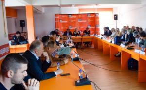 Zastupnici DF-a u Skupštini KS: Ko je kome napravio puč?