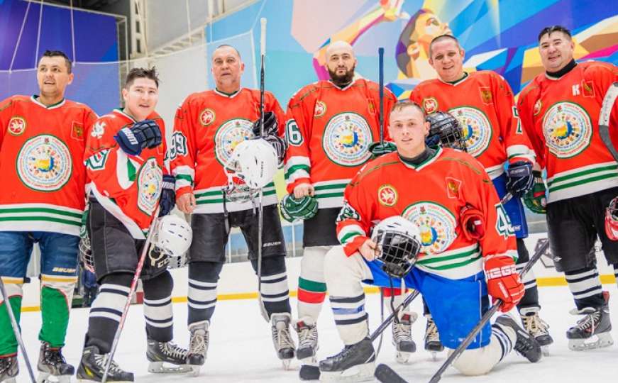 Samo u Rusiji: Hokejaška utakmica Muftijstva i Eparhije, a ekipe "izmiješane"