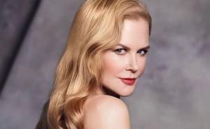 Nicole Kidman na romantičnoj fotografiji pokazala kako izgleda njena prirodna kosa