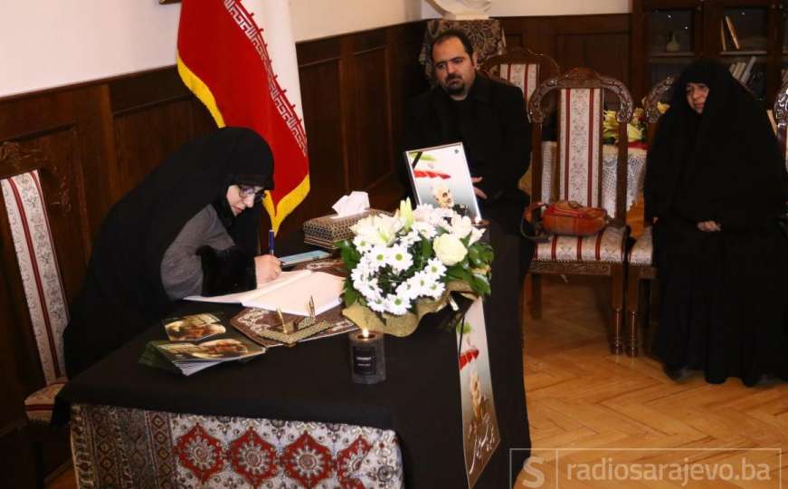 U Iranskoj ambasadi u Sarajevu otvorena knjiga žalosti za ubijenog Qasema Soleimanija
