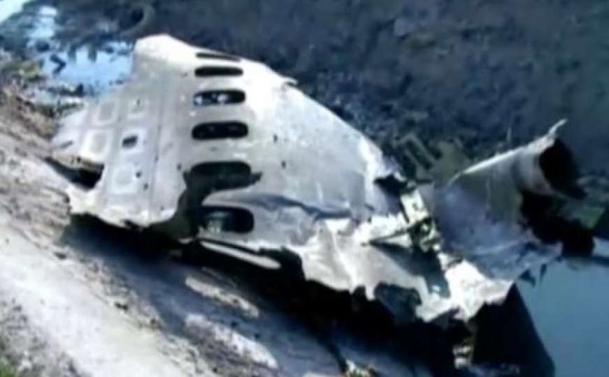 Srušio se ukrajinski avion kod Teherana, vjerovatno niko od 180 putnika nije preživio