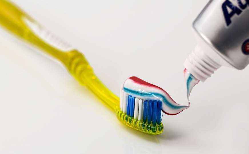 Supertrikovi s pastom za zube: Čisti auto, svjetla i razne mrlje...