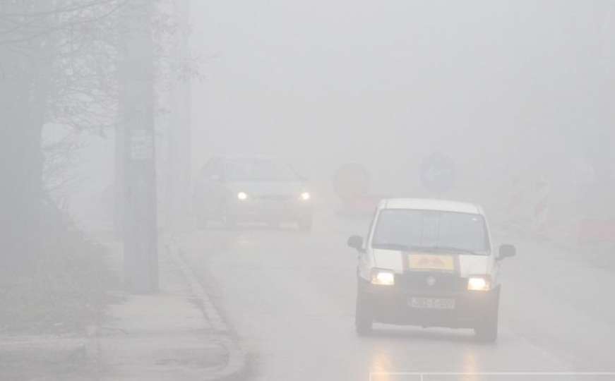 Upozorenje vozačima: Magla i poledica na cestama