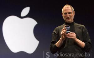 Tehnološka revolucija: Na današnji dan Steve Jobs predstavio iPhone 