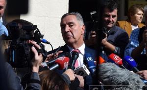 Uhapšeni urednici portala zbog vijesti o eksploziji u rezidenciji Mila Đukanovića