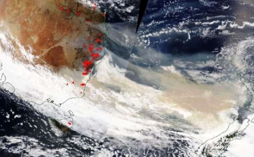 NASA upozorila: Dim uzrokovan požarima u Australiji uskoro će obići Zemlju