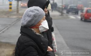 Zrak u Sarajevu i dalje među najzagađenijim u svijetu, padao industrijski snijeg