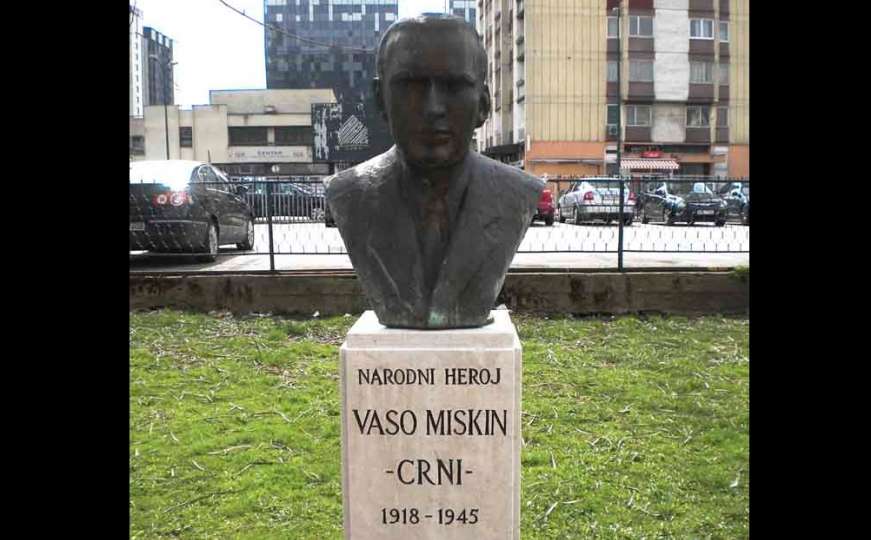 Antifašistički spomenik Vaso Miskin Crni neće biti srušen