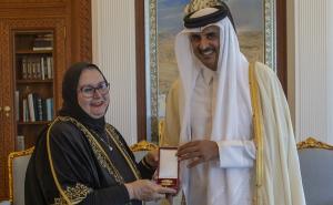 Emir države Katar odlikovao ministricu Biseru Turković