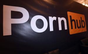 Tužio pornografske web stranice zbog diskriminacija gluhih i nagluhih osoba