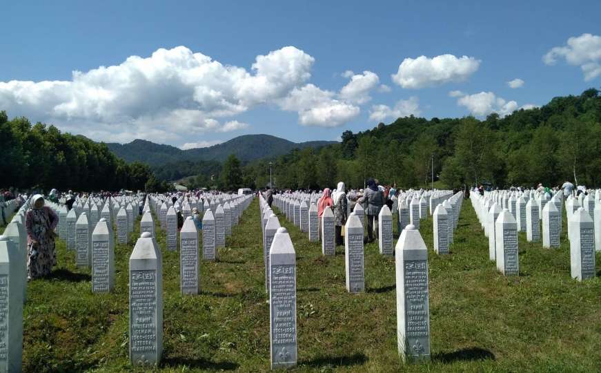 Otvoren broj za pomoć Memorijalnom centru Srebrenica-Potočari 