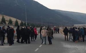 Građani ponovo blokirali prilaz deponiji Uborak