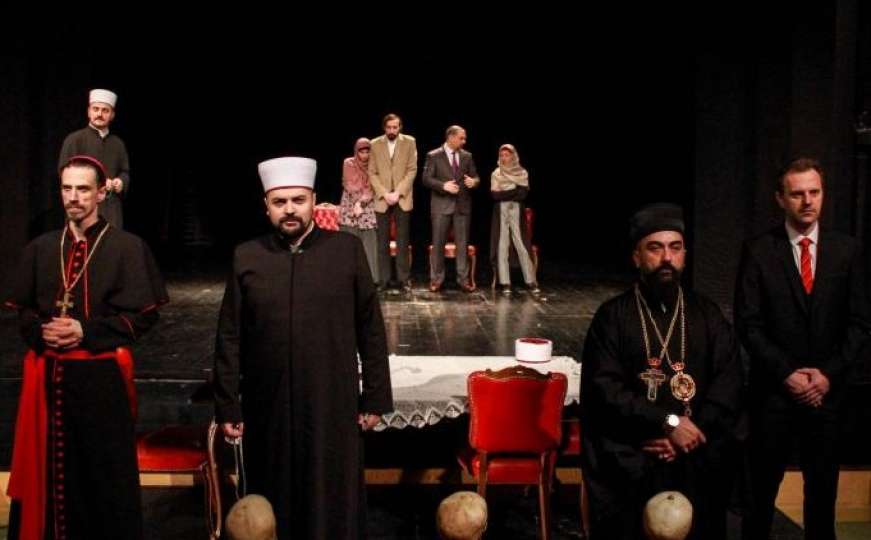 Premijera u Tuzli: Predstava "Crkva bosanska" šalje snažne poruke
