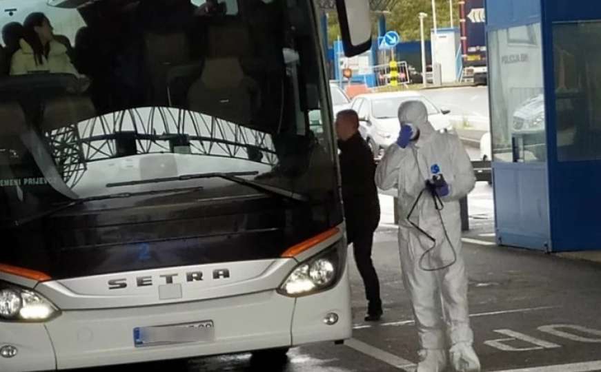 Ovo je autobus kineskih turista koji dolaze u Sarajevo