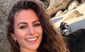 Fotografirala se pa tek kasnije uočila prosti detalj u pozadini