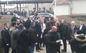 Vučić posjetio Titovu pećinu u Drvaru i tako završio posjetu BiH