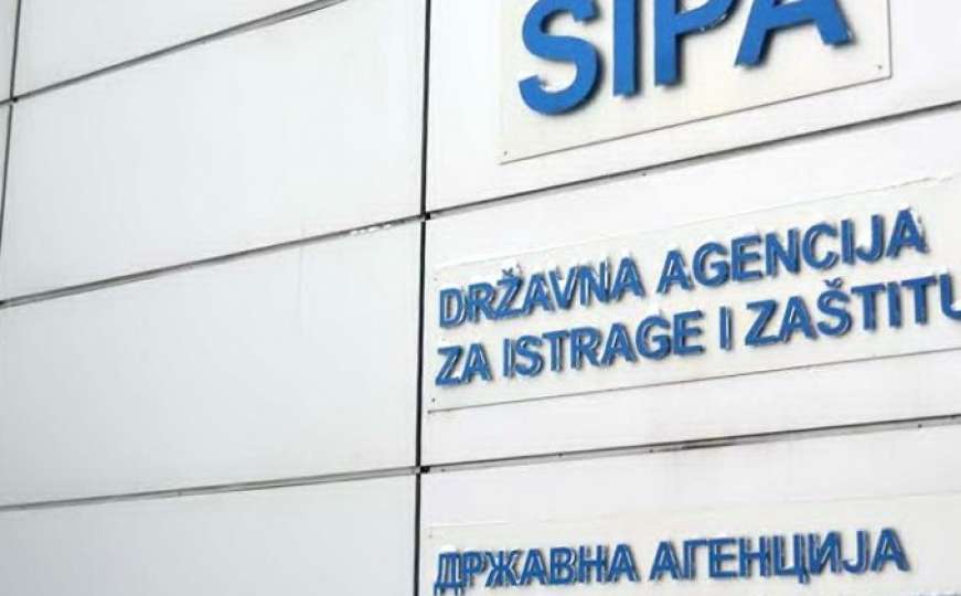 Pripadnik SIPA-e počinio samoubistvo u zgradi u Lukavici