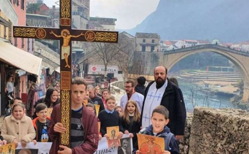 Mostar: Pravoslavni vjernici pružili podršku SPC u Crnoj Gori