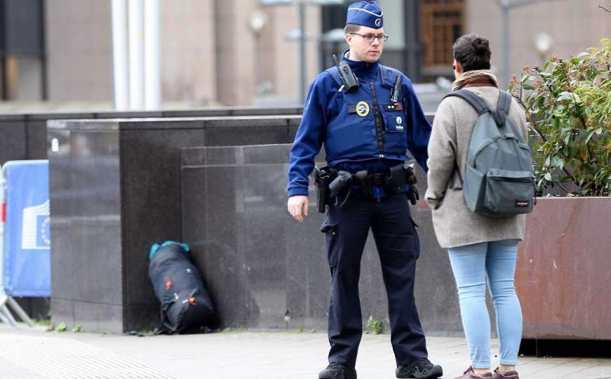 Panika u Bruxellesu zbog torbe prislonjene na zid ispred zgrade Europske komisije