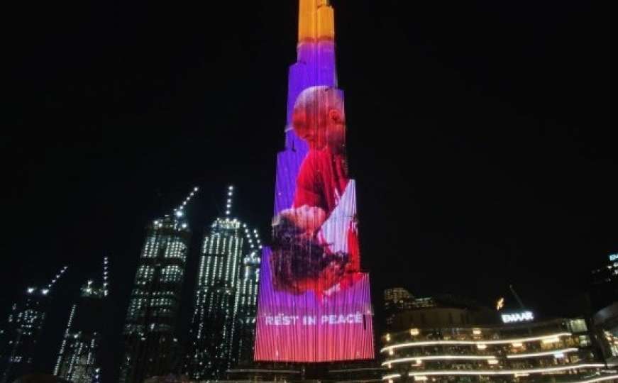 Slika Kobea i Gianne osvijetlila najviši toranj na svijetu 