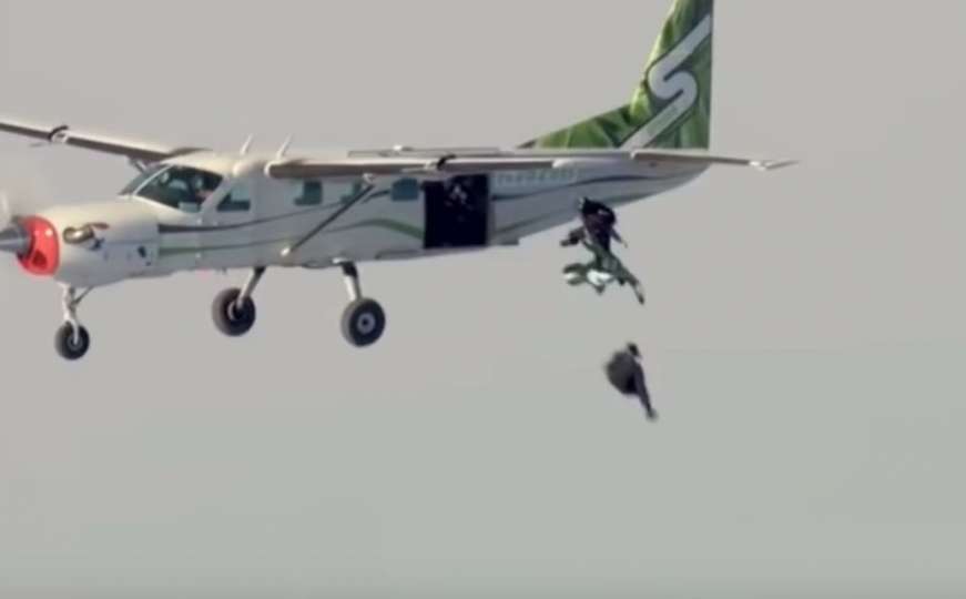 Podsjećanje na legendarni skok: Prvi u historiji skočio iz aviona bez padobrana