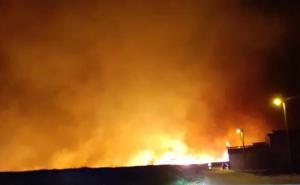 Ogroman požar kod Metkovića: "Jako gori, branimo kuće"