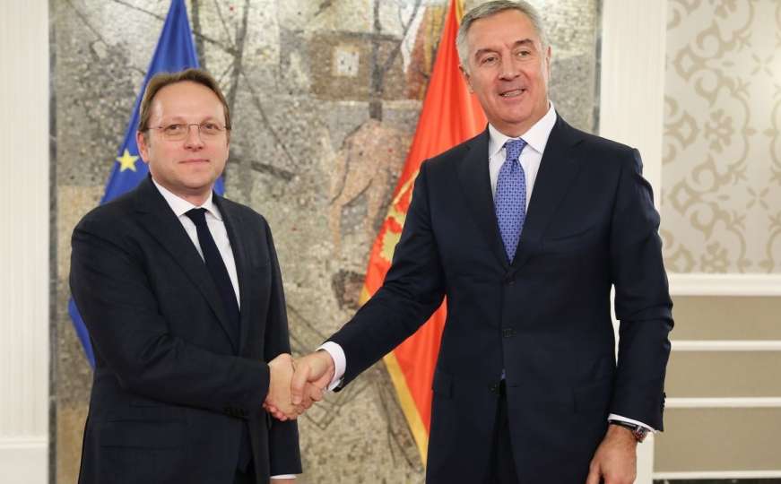 Đukanović nakon sastanka sa Varhelyijem: Crnoj Gori je mjesto u EU
