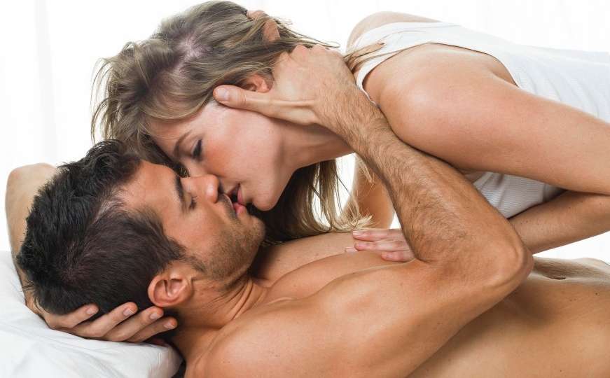 Starijim muskarcima ispovjesti seks s Incest