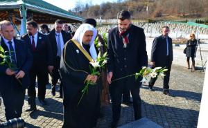 Al-Issa odao počast šehidima Srebrenice: Nikada nećemo dozvoliti da se ovo ponovi 