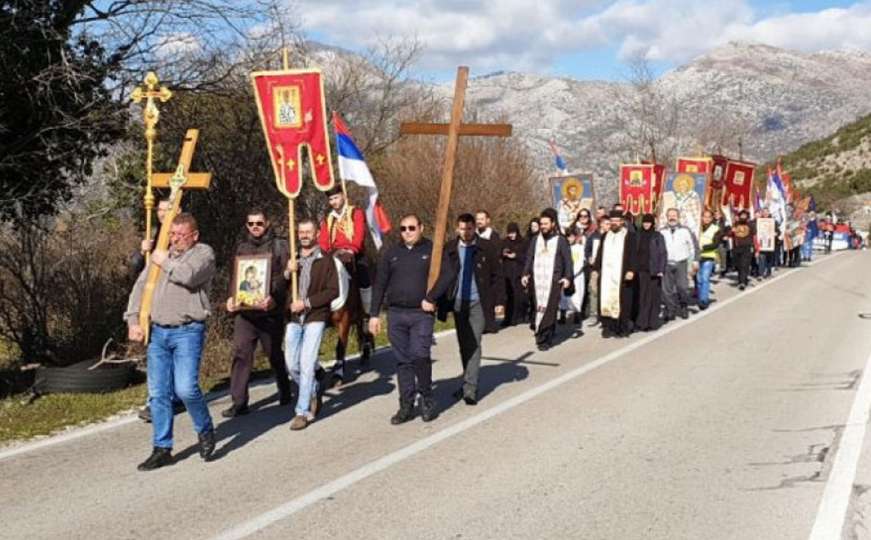 Jučer „mitingaši“, danas „litijaši“: Hiljade ljudi na litijama u Hercegovini