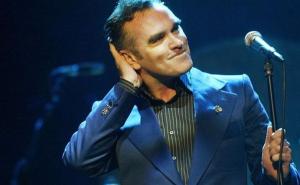 Morrissey - Love Is On Its Way Out