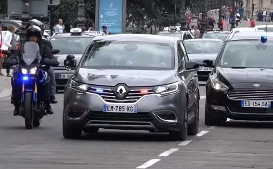 Tokom posjete Poljskoj: Francuskom predsjedniku pokvario se automobil