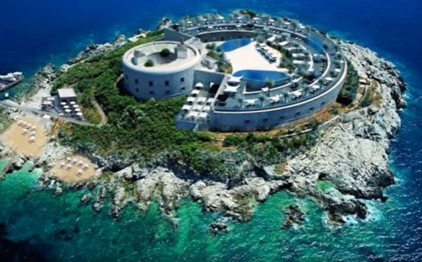 Bivši logor na crnogorskom otoku žele pretvoriti u luksuzno odmaralište